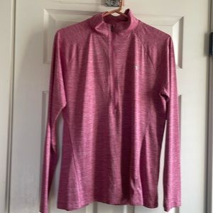 Ladies Under Armor workout top 1/4" zip NWOT. Loose fit size XL.